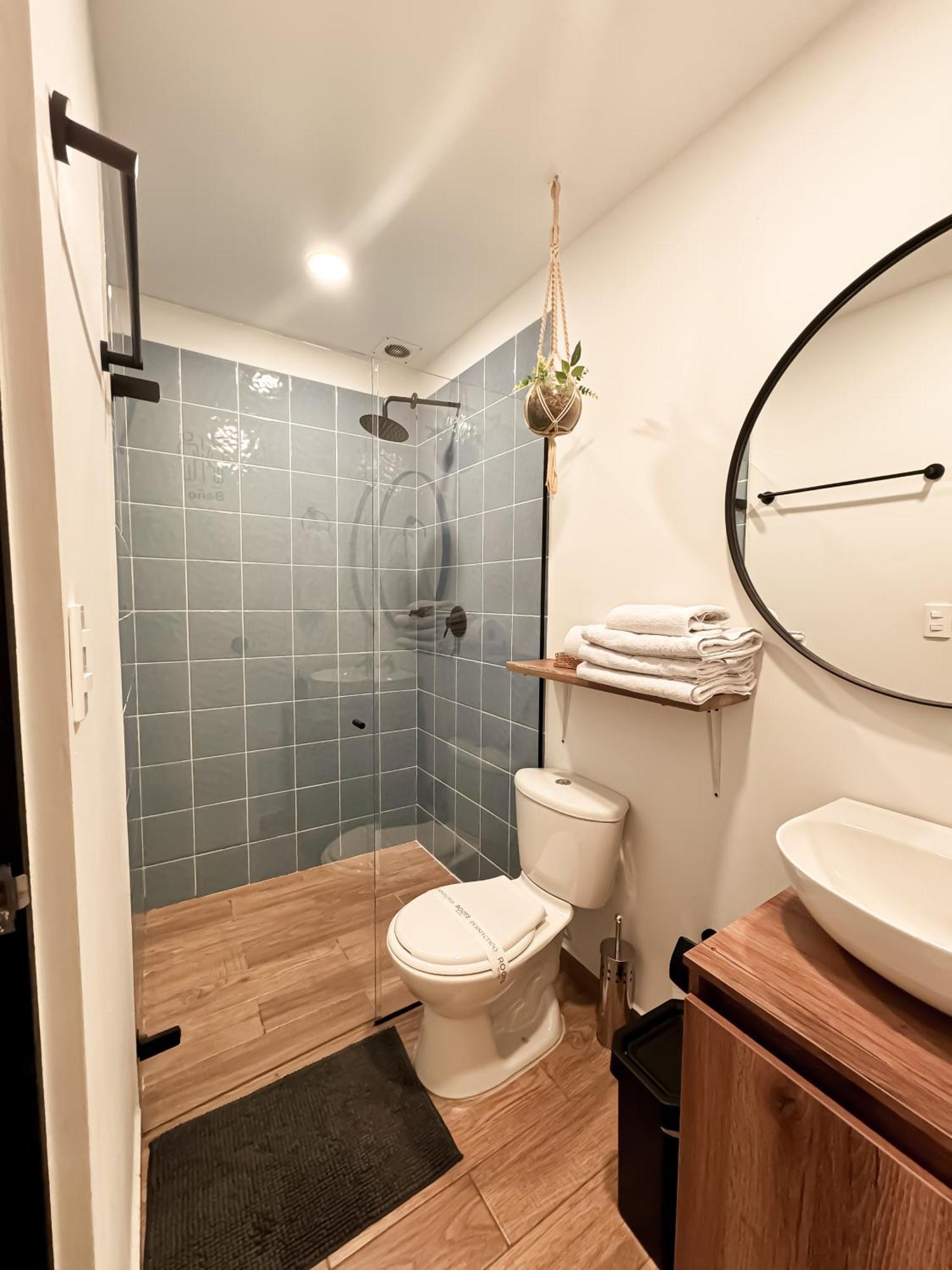 Apartment Arrendamiento Nuevo Con Balcon By Roots Nid202 *