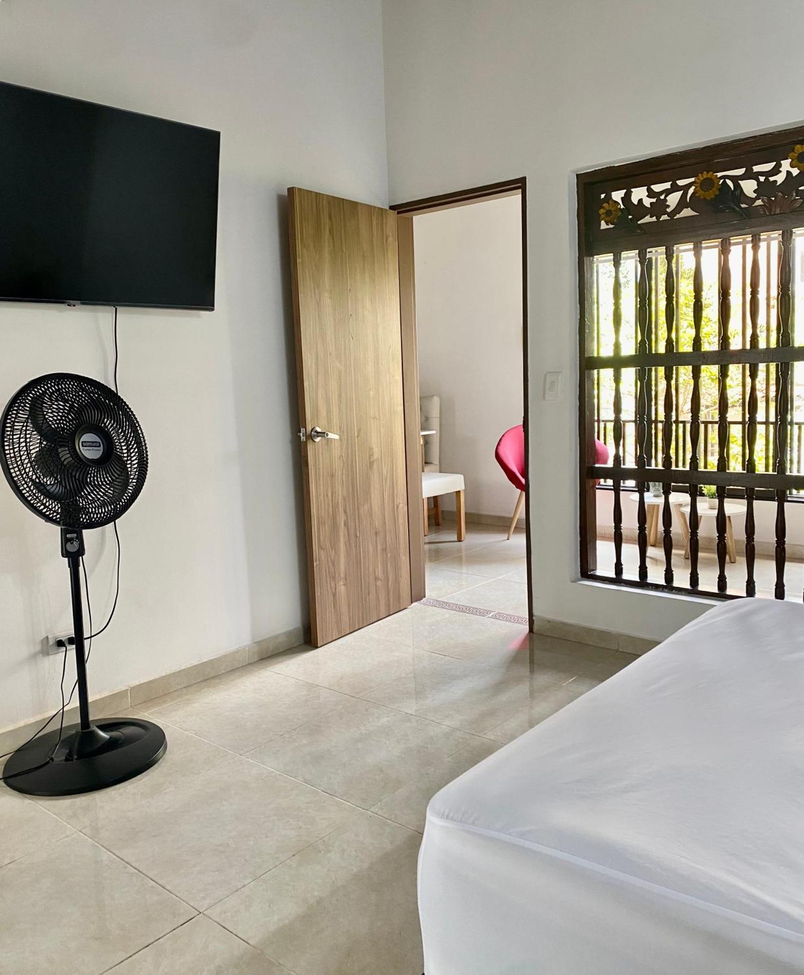 Apartment Amplio Y En Laureles *