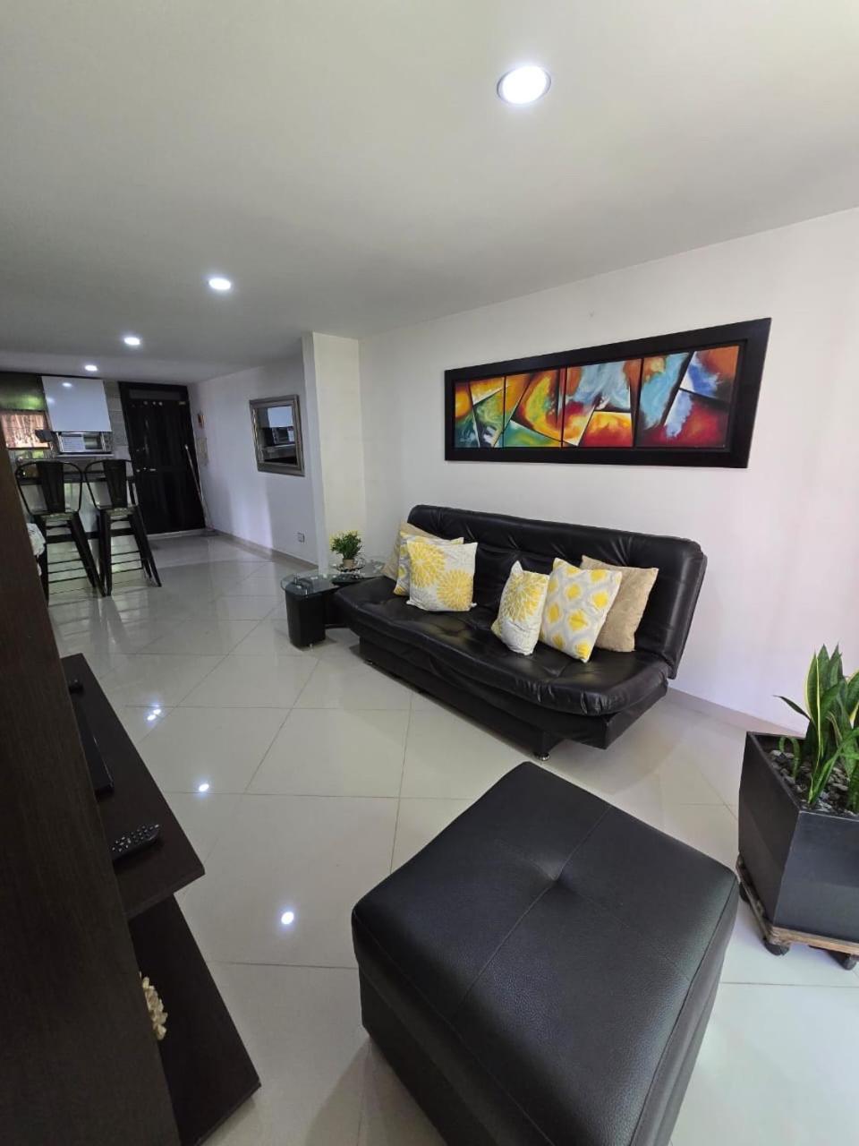 En Tricentenario Apartment Medellin