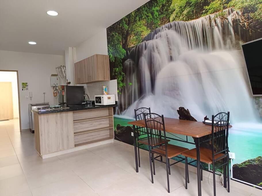 2 Alcobas, Cerca Del Cc Obelisco 301 Apartment Medellin