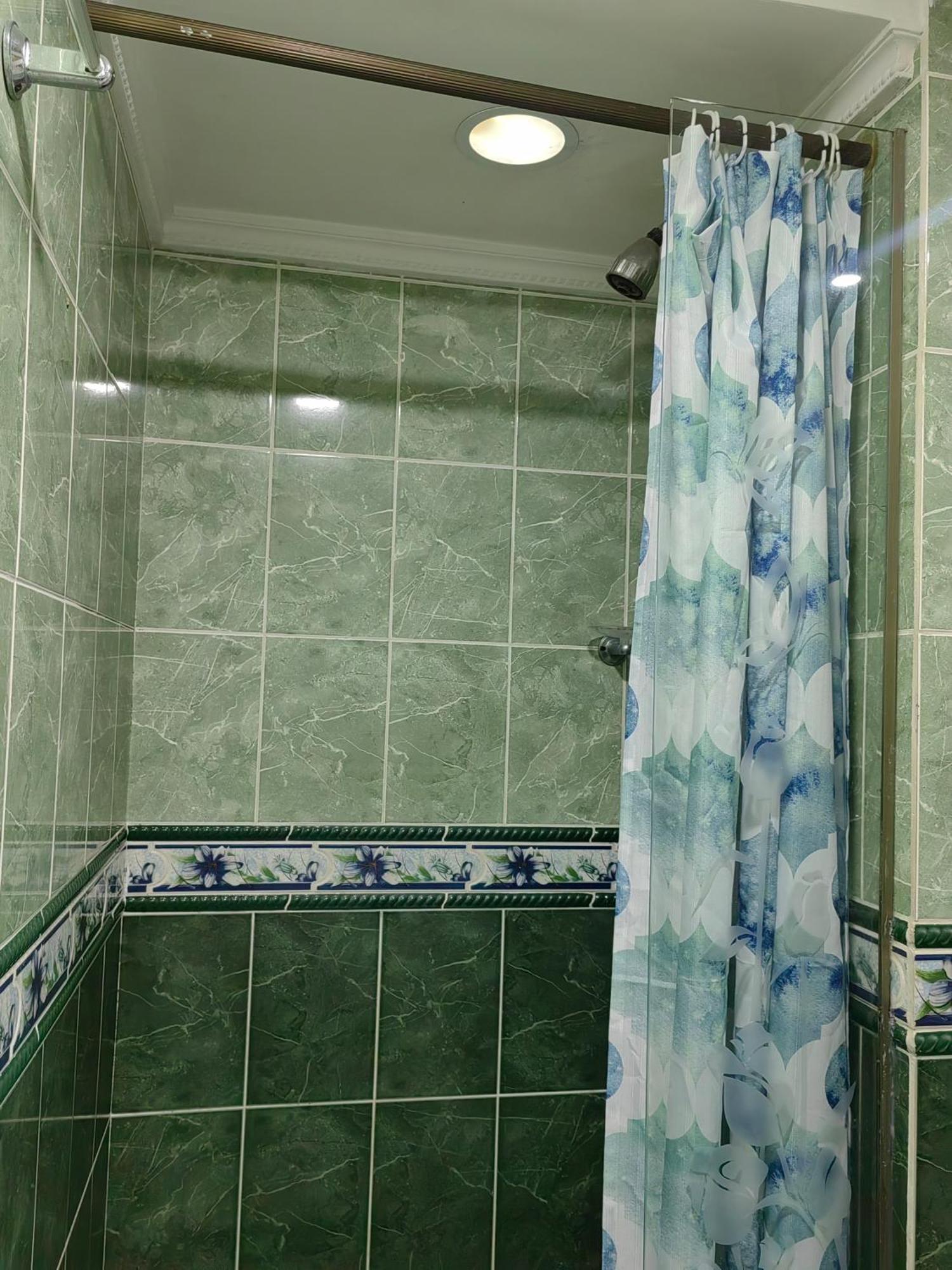 Cerca A La Estacion Hospital Apartment *