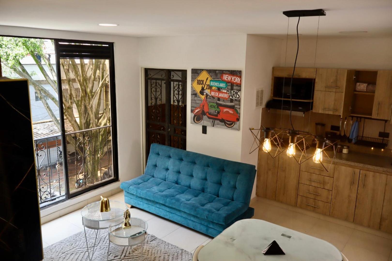 Cozy 9 Guests Apartment