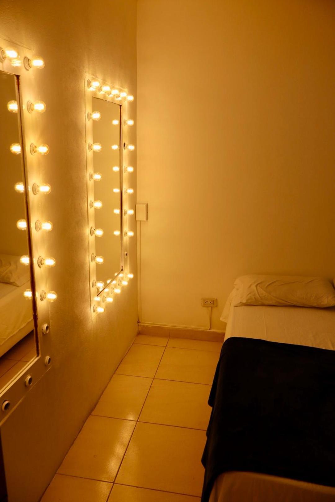 Cozy 9 Guests Apartment Medellin
