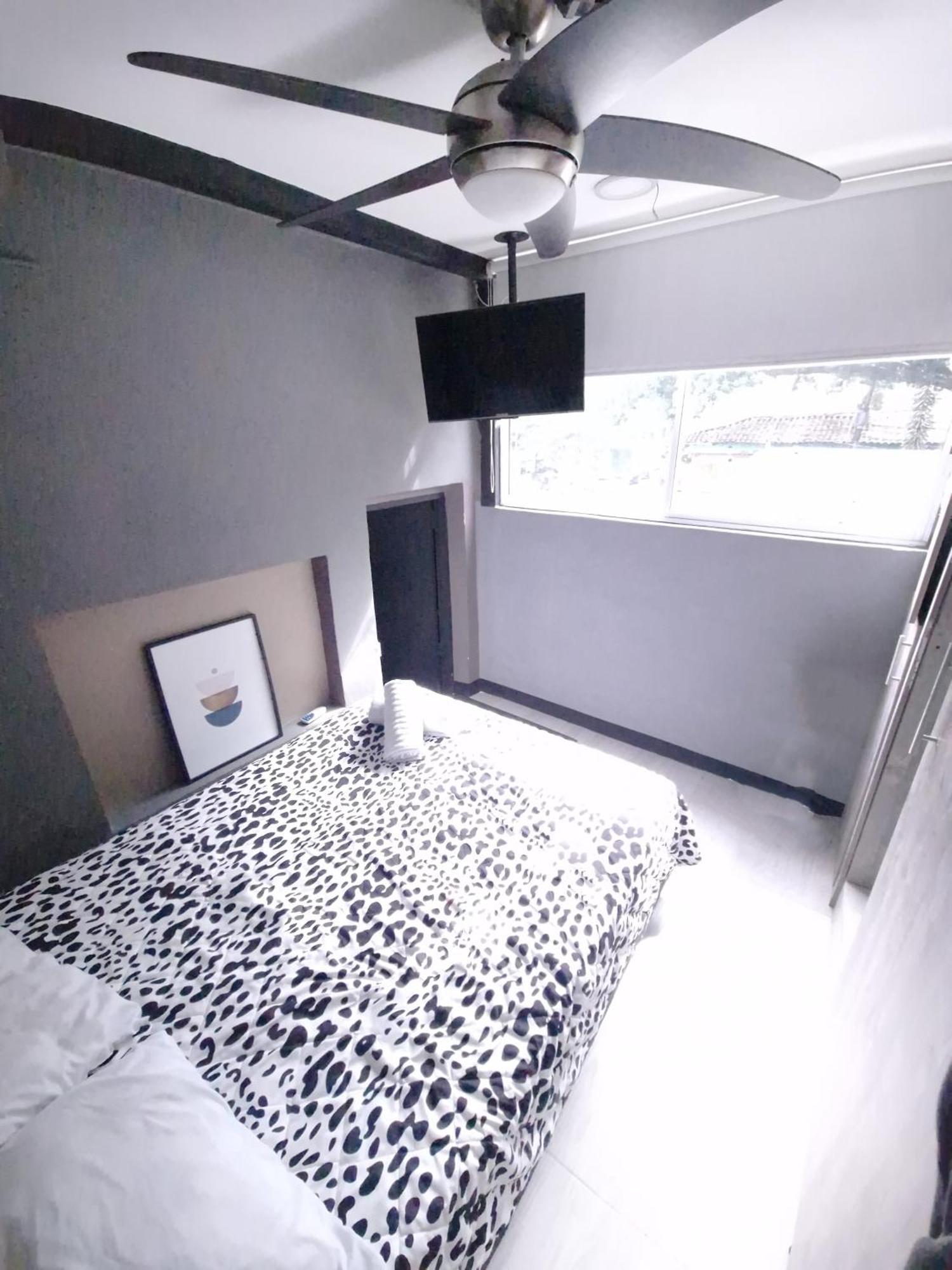 Apartment Urban 8 Bedrooms At Poblado