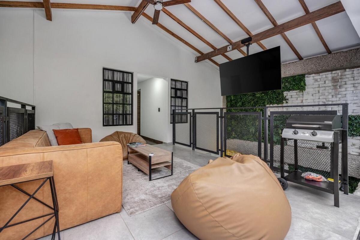 Nowa Terra Ph - Heated Small Pool, Bbq & Ac Lleras Park Apartment Medellin