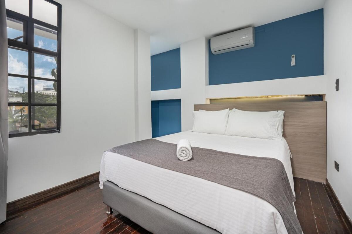 Apartment Nowa Arya Ph - Huge Hot Tub & Ac Steps From Lleras Park *