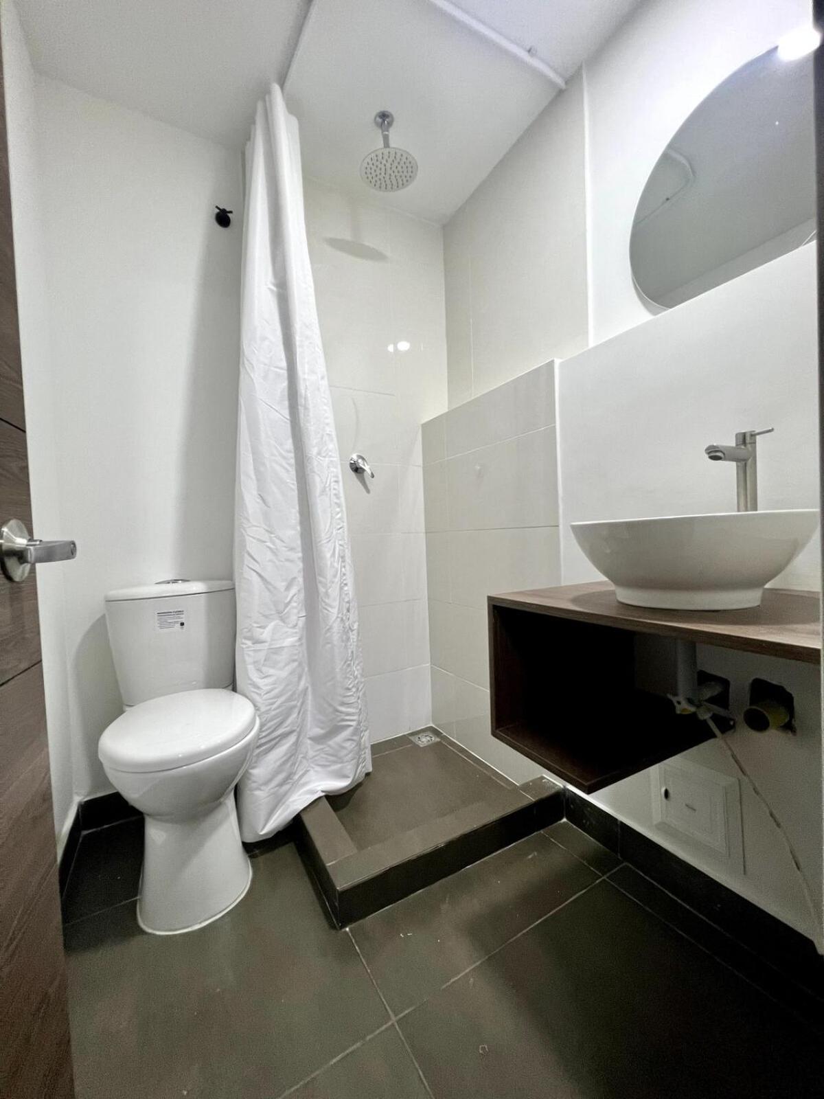 Apartment Nowa Arya Ph - Huge Hot Tub & Ac Steps From Lleras Park *