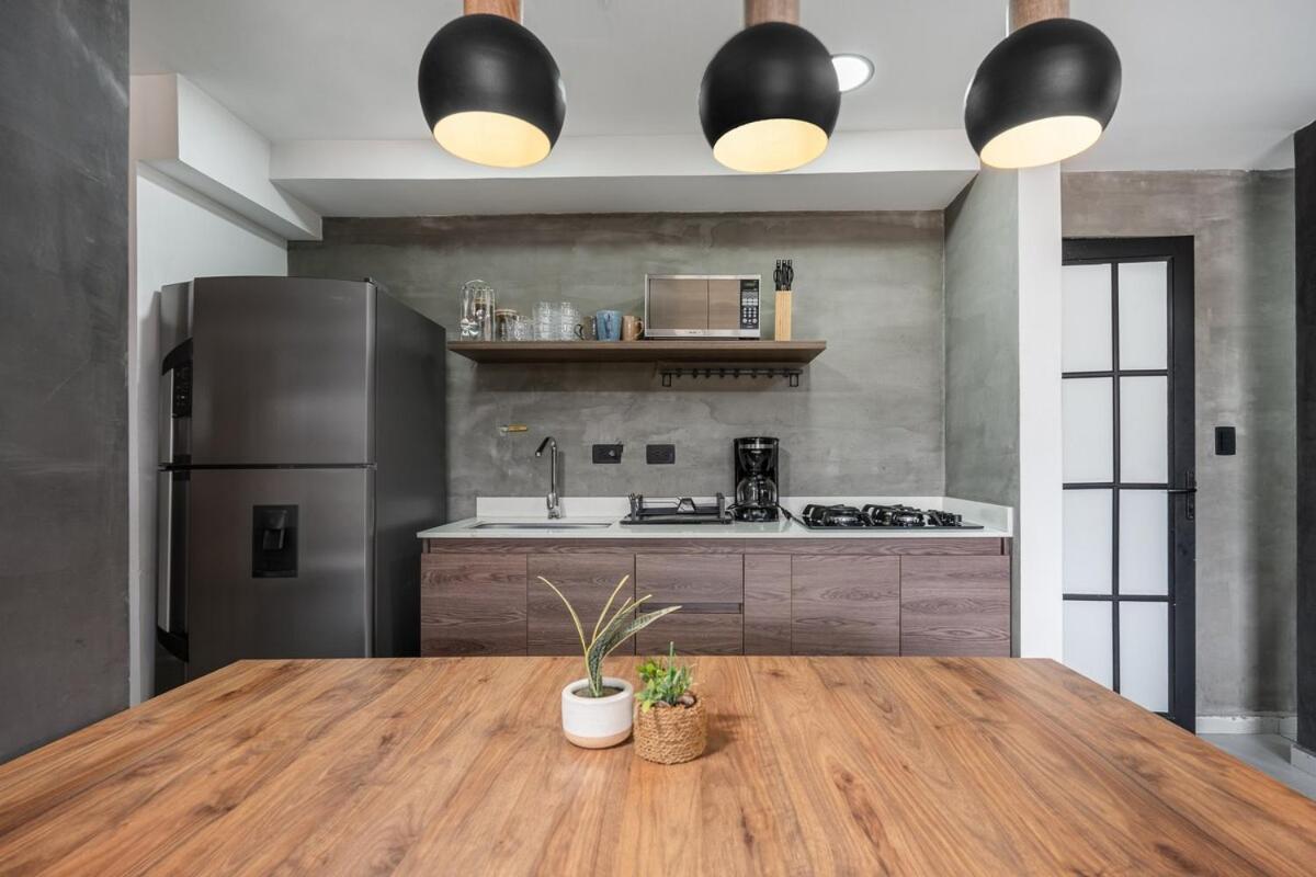 Nowa Arya Ph - Huge Hot Tub & Ac Steps From Lleras Park *