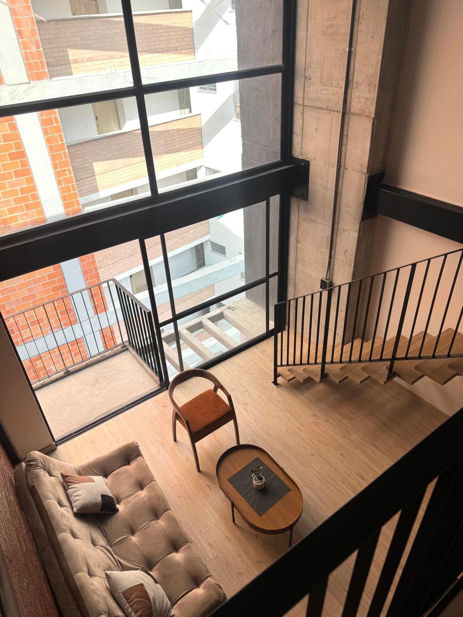 Base Loft *