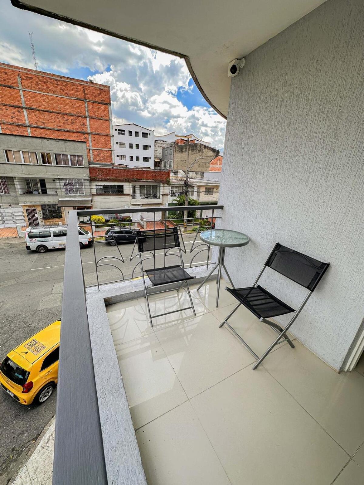 Apartamento Excelente Ubicacion En La 70-laureles
