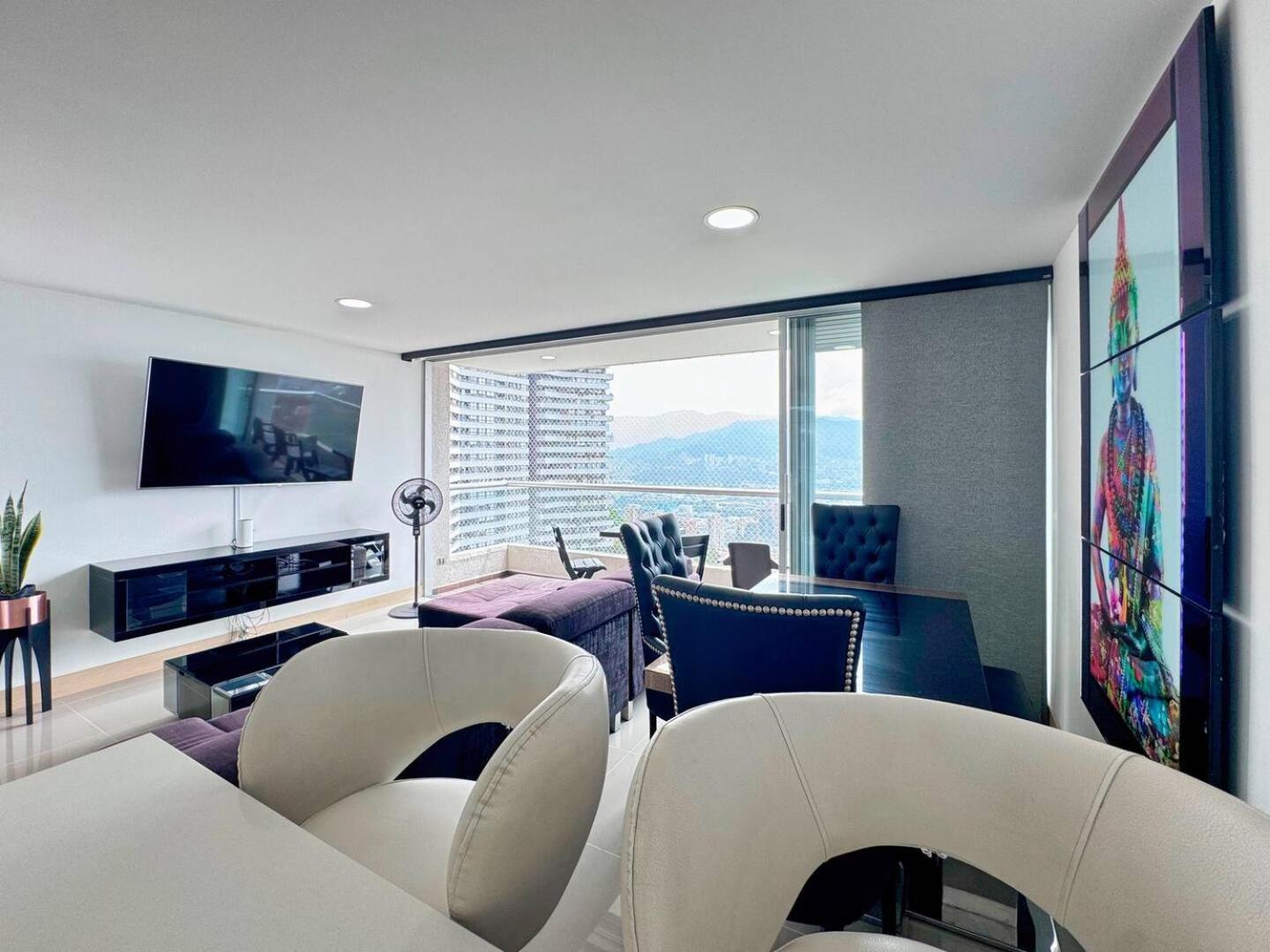 3br Panoramic Near Country Club El Poblado Apartment *