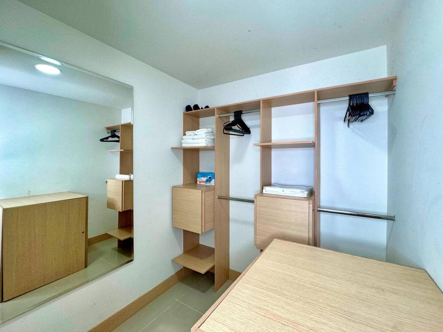 3br Panoramic Near Country Club El Poblado Apartment