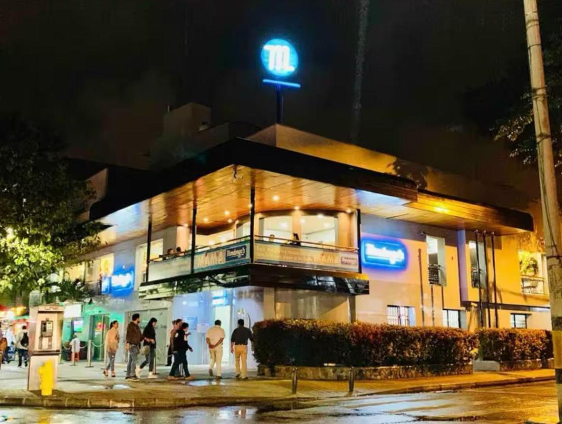 Casa Indigo Laureles-estadio Con Jacuzzi *