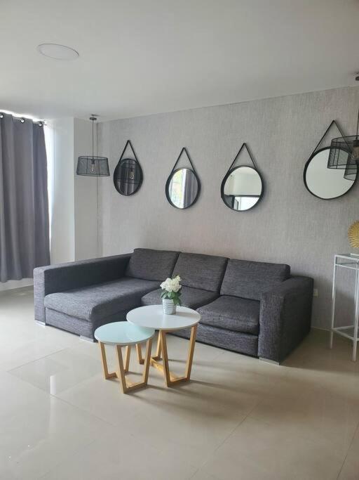Apartment Amplio En Laureles De 4 *