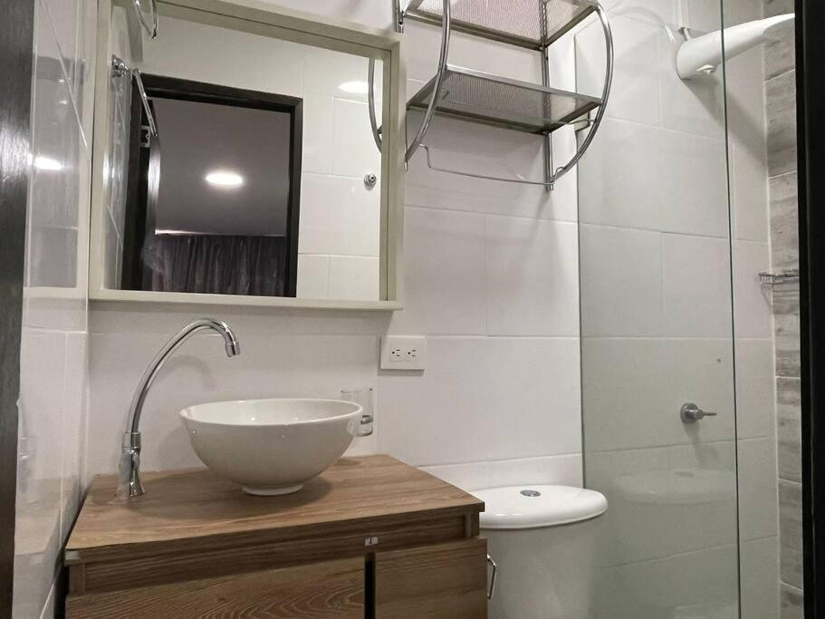Apartment Amplio En Laureles De 4 *