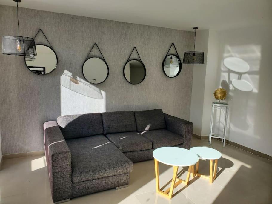 Amplio En Laureles De 4 Apartment Medellin