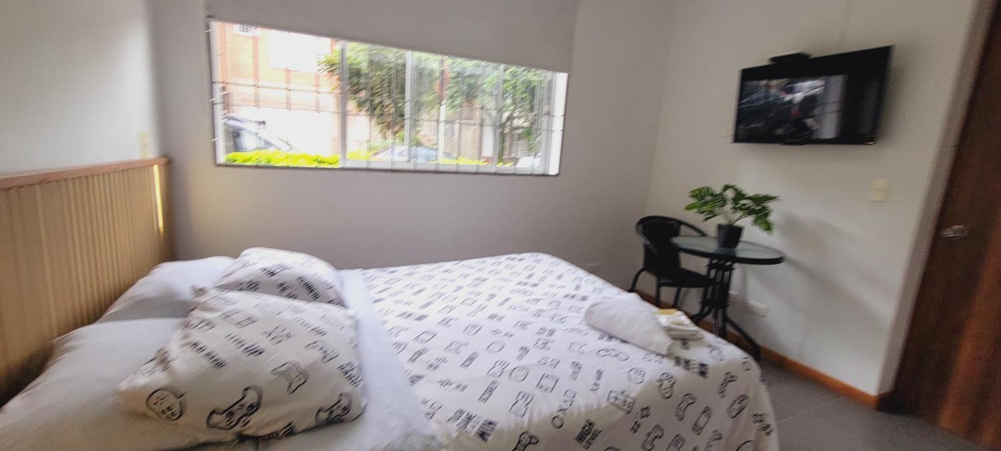 Amazing House With Turkish Steam Near Exito Laureles Medellin