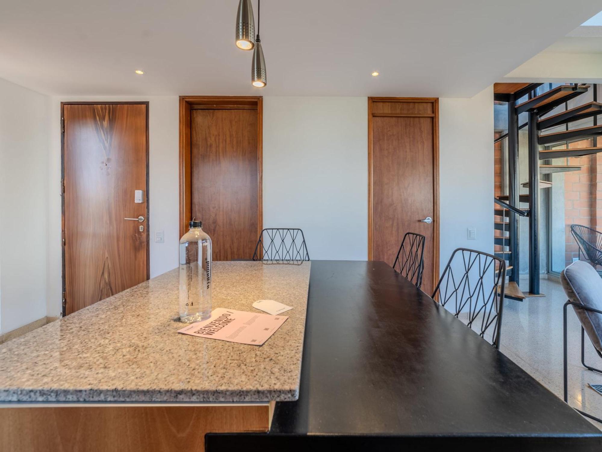 Comfy Duplex In Poblado Apartment *