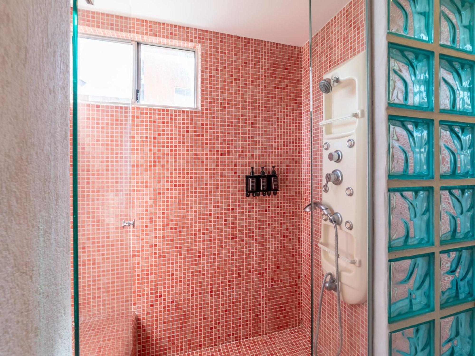 Comfy Duplex In Poblado Medellin