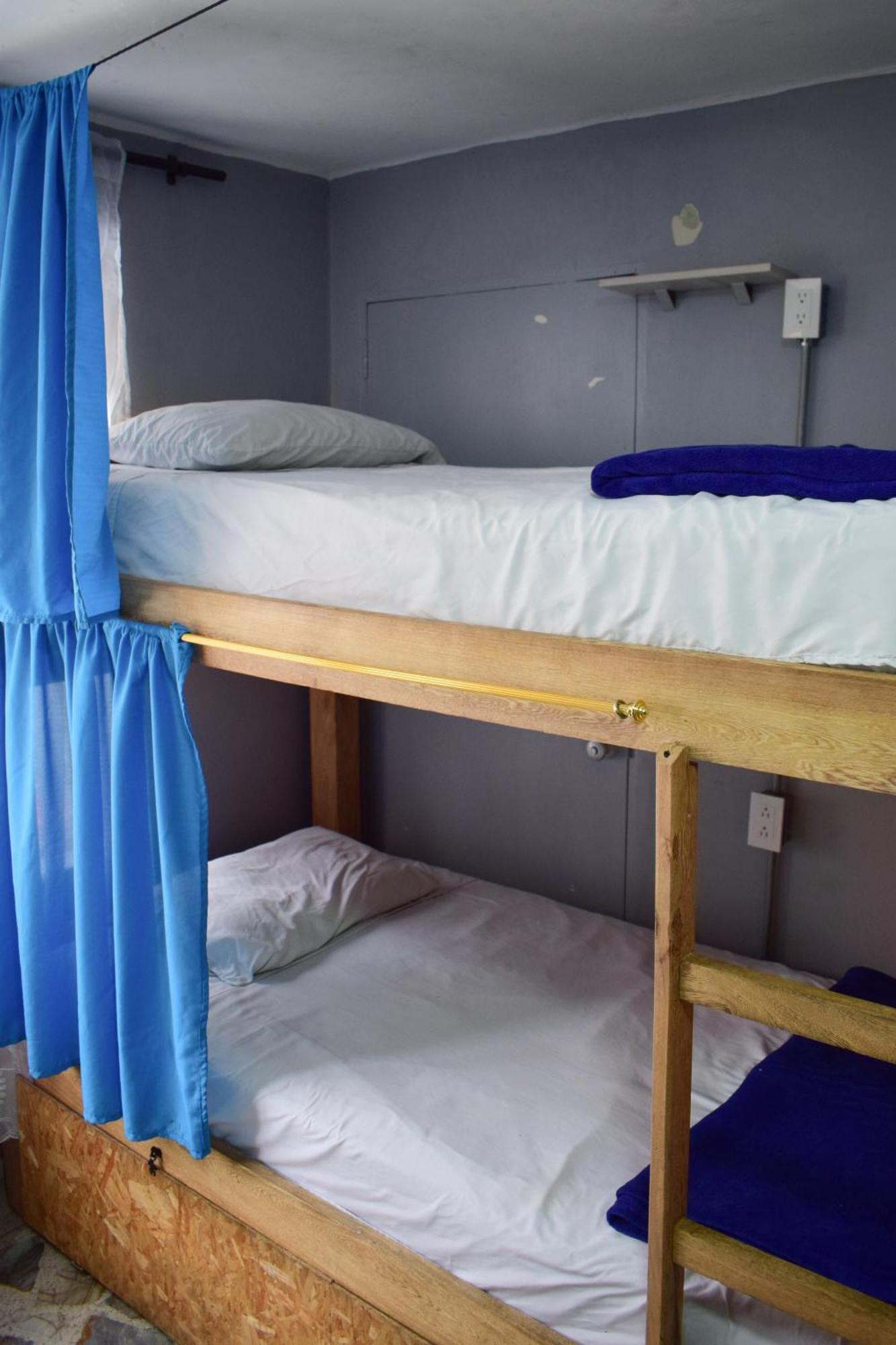 Alma Nik Guest house *