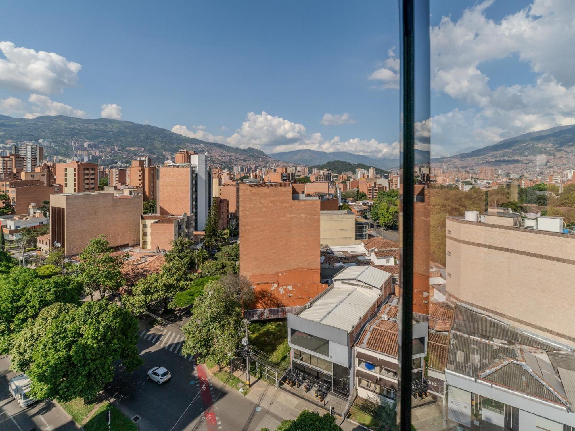 Apartment Enchanted Elegance In Laureles