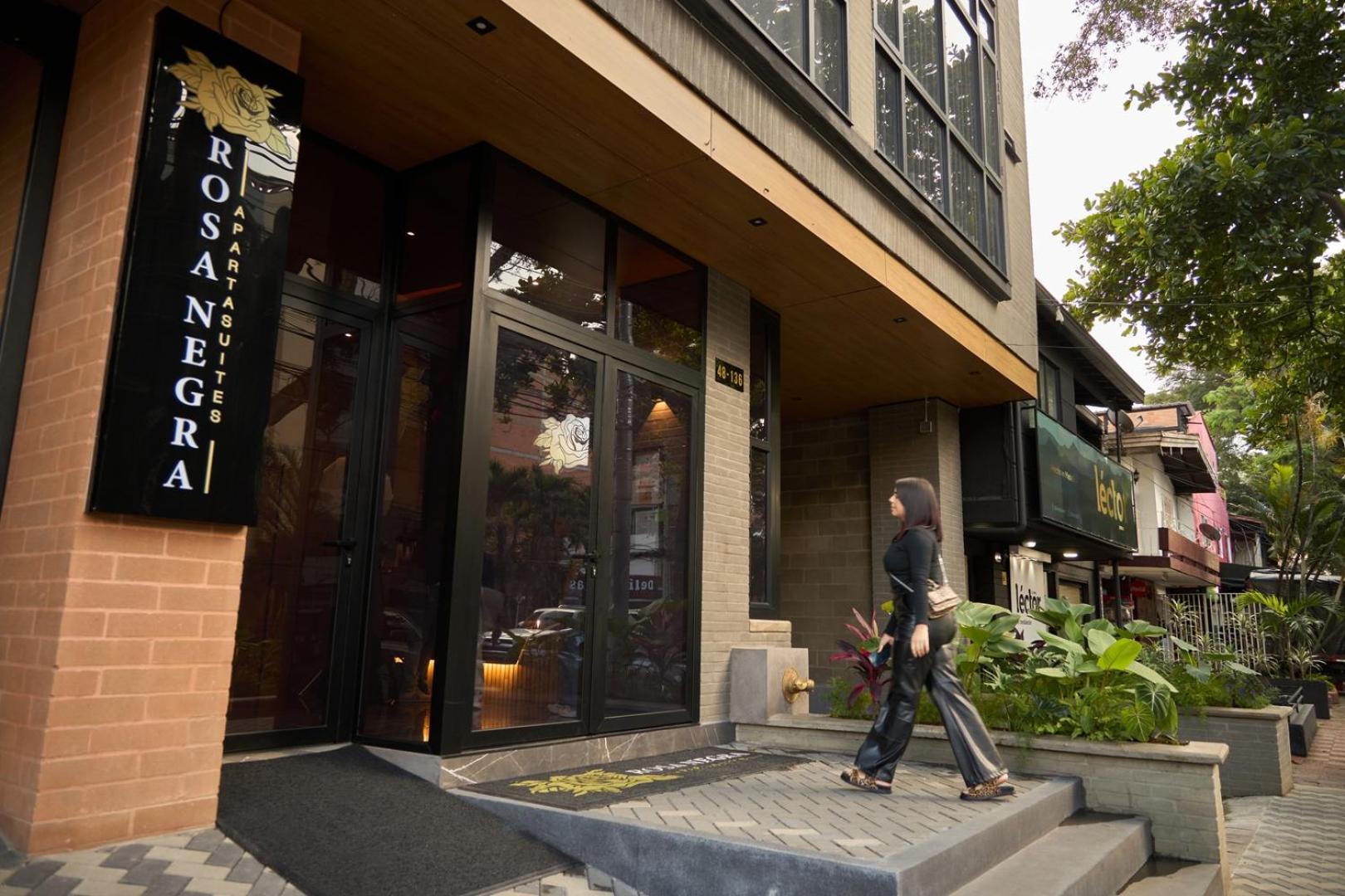 Welcoming Stadio Aparta-suite Rosa Negra Apartment Medellin