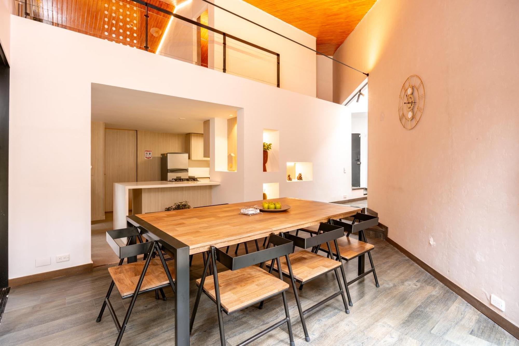 5br Poblado Close To Lleras Jacuzzi Cinema Ac *