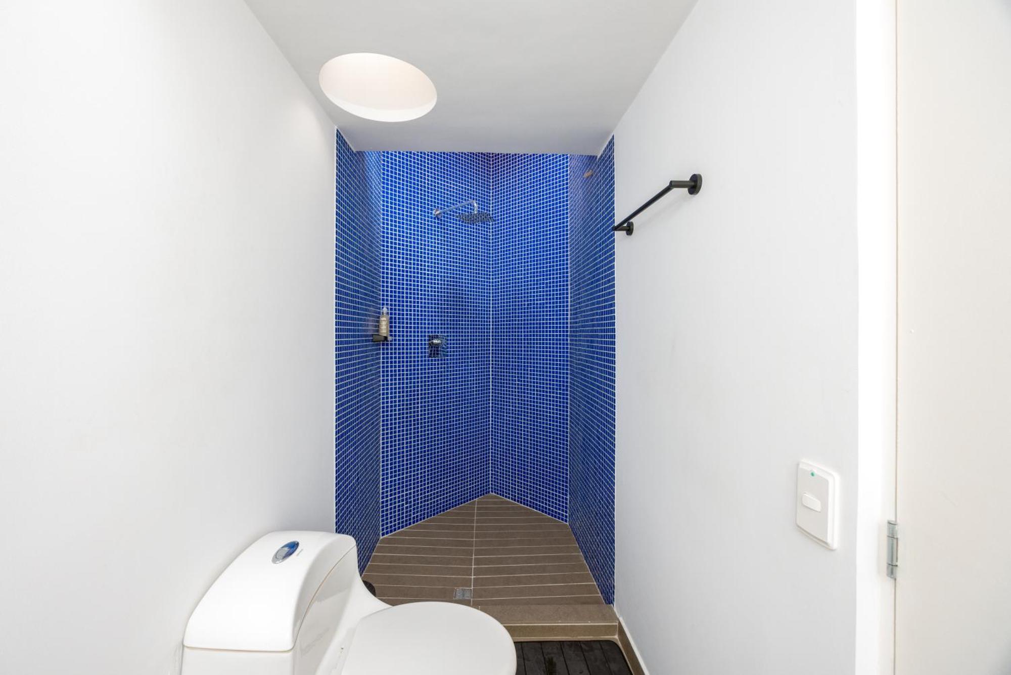 5br Poblado Close To Lleras Jacuzzi Cinema Ac