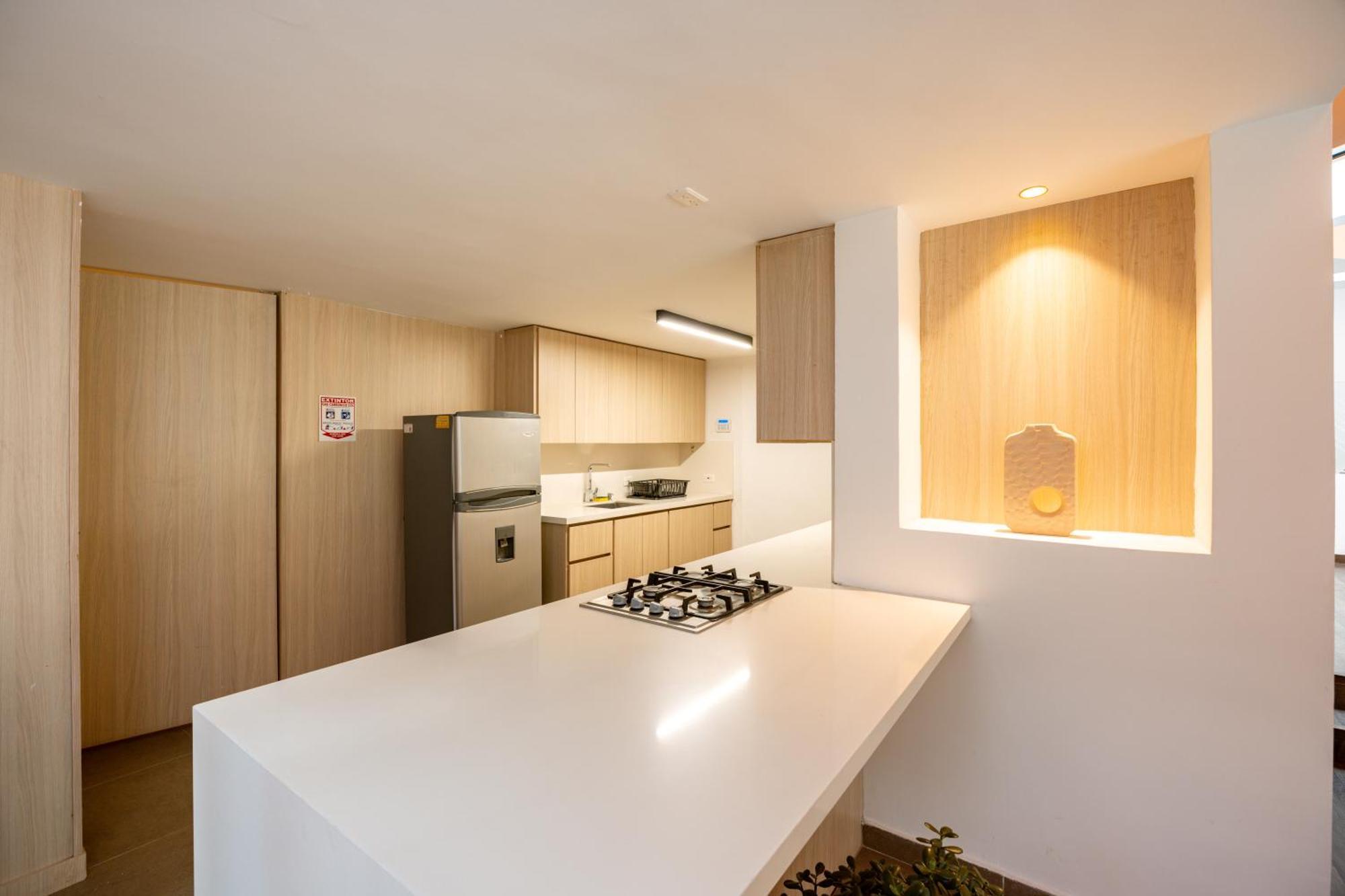 5br Poblado Close To Lleras Jacuzzi Cinema Ac Medellin