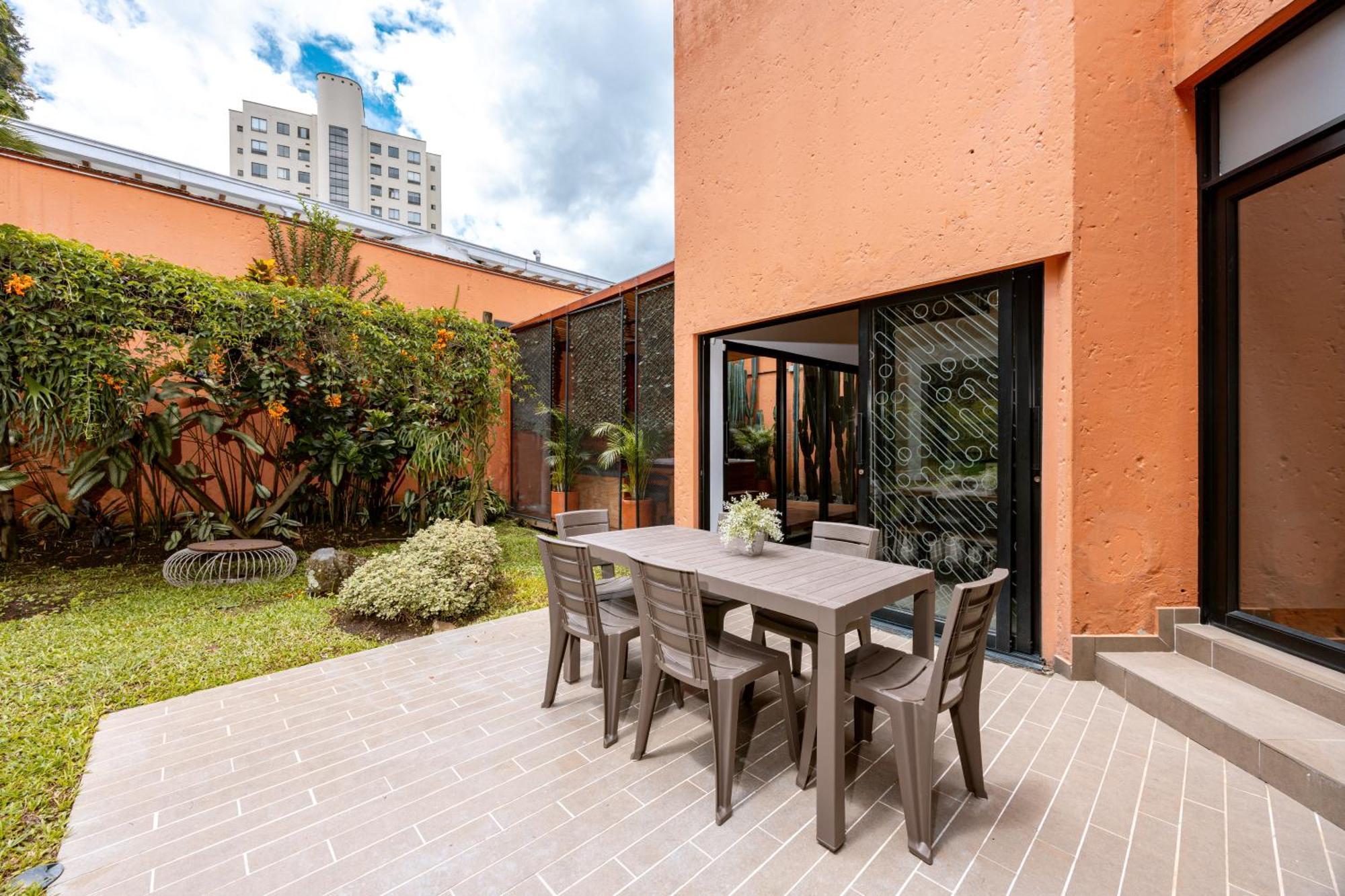 5br Poblado Close To Lleras Jacuzzi Cinema Ac Medellin