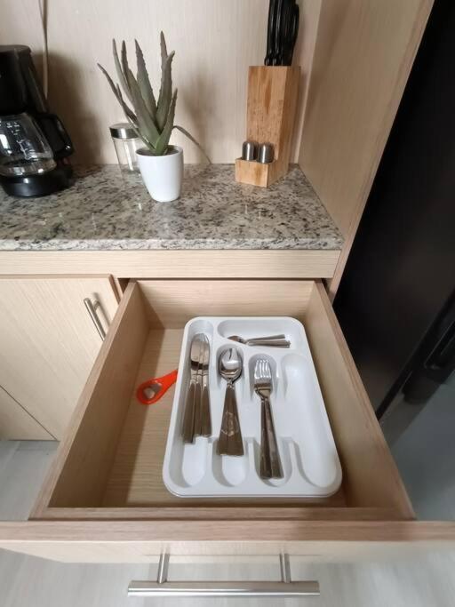 Apartment Comodo En Laureles, Cerca Al Estadio Medellin