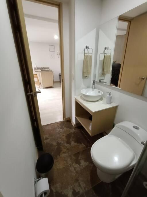 Apartment Comodo En Laureles, Cerca Al Estadio Medellin