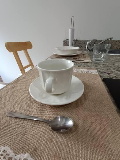 Apartment Comodo En Laureles, Cerca Al Estadio Medellin