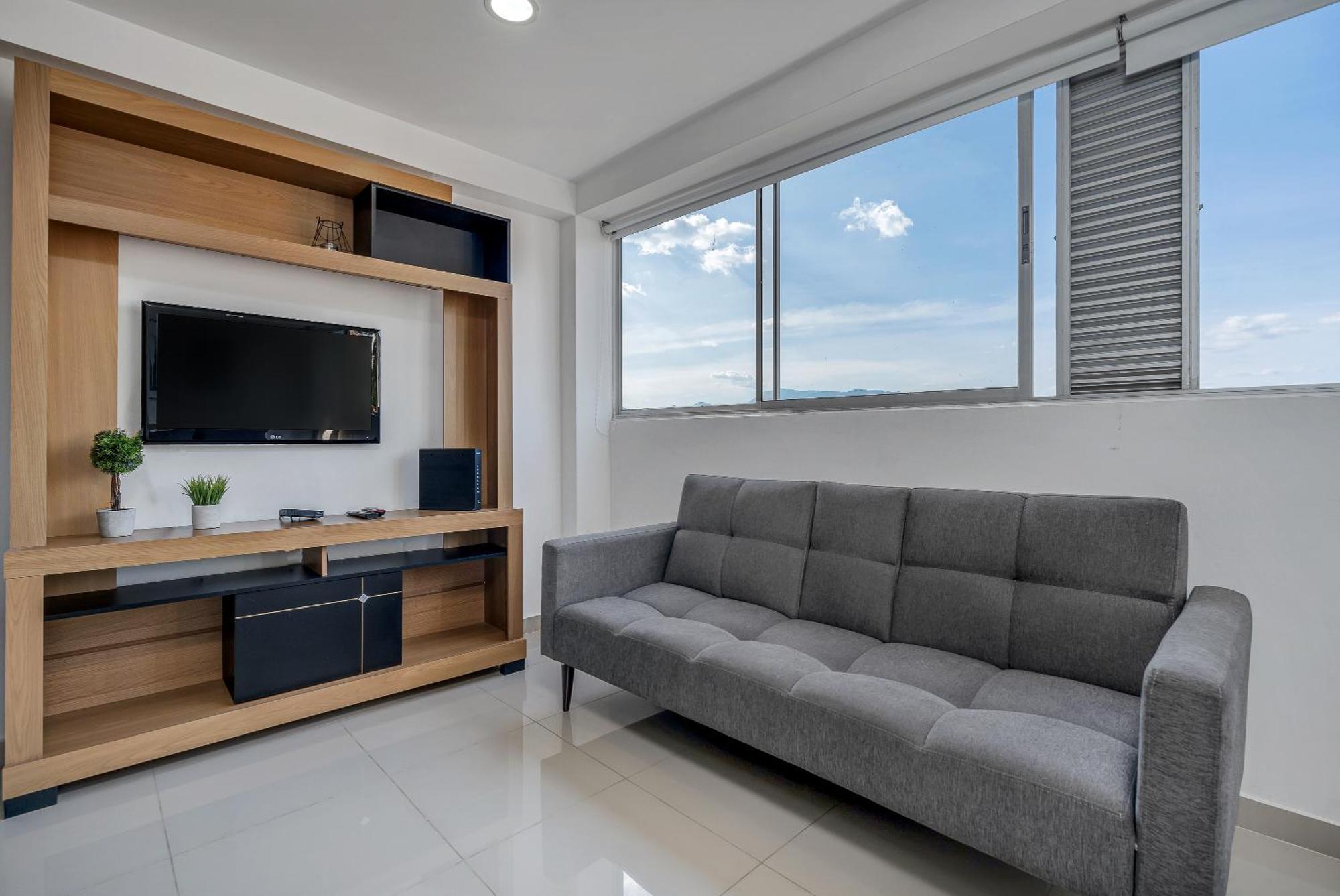 Bed & Breakfast Oslo Tesoro By Housy Host Medellin