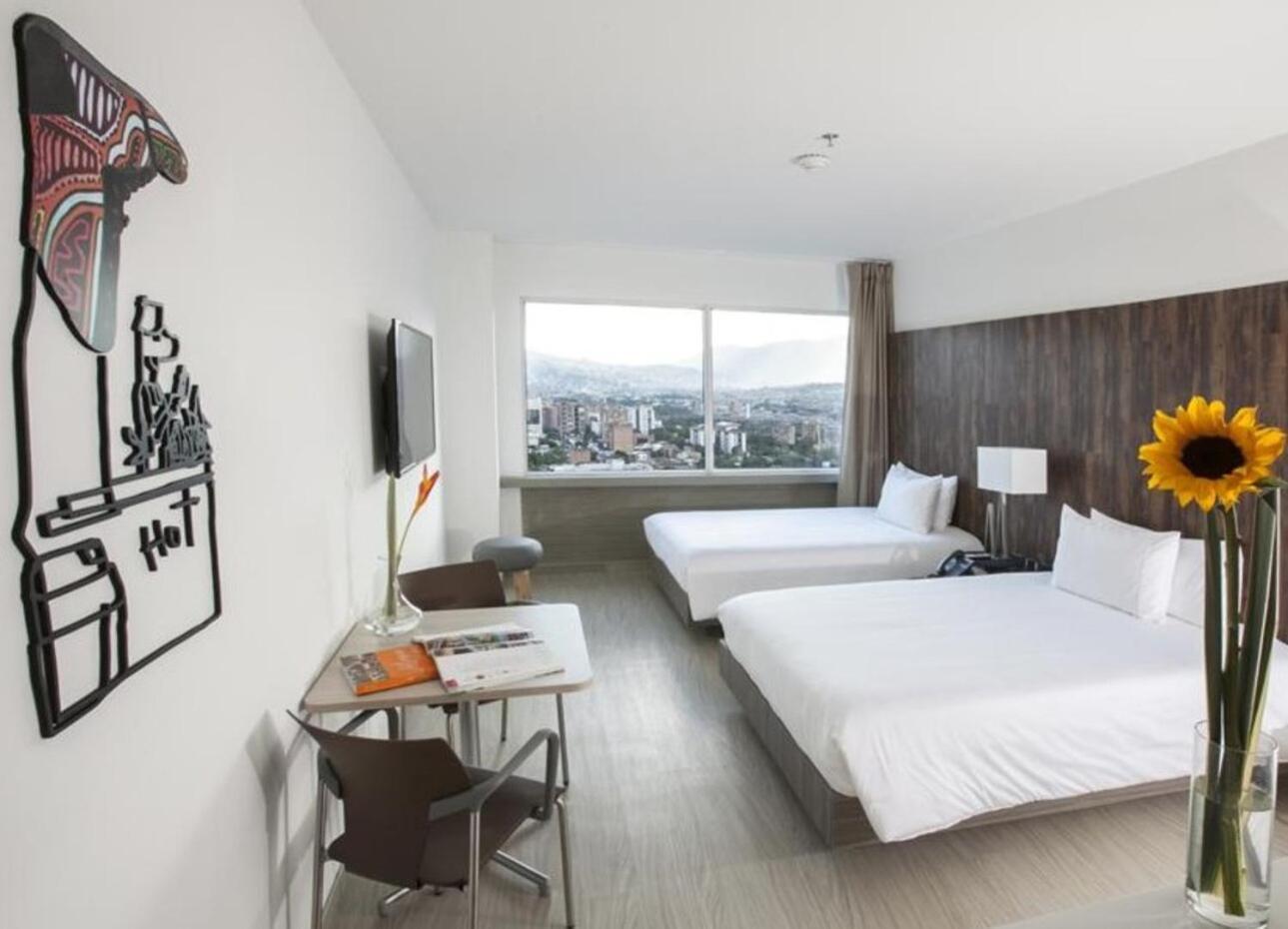 V Grand Hotel, A Member Of Radisson Individuals 4*