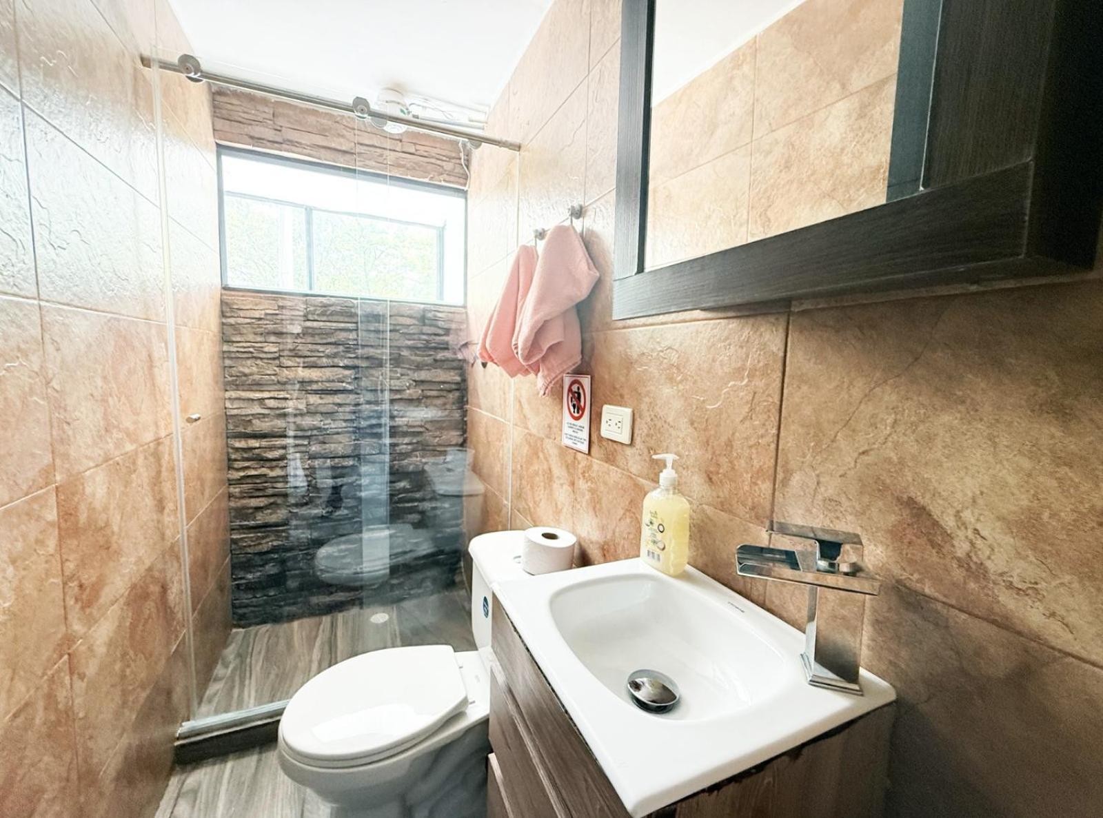 2 Bedroom - One Block From Lleras Park, P1 Apartamento Medellín