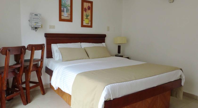 Hotel Alcaravan Medellin 3*