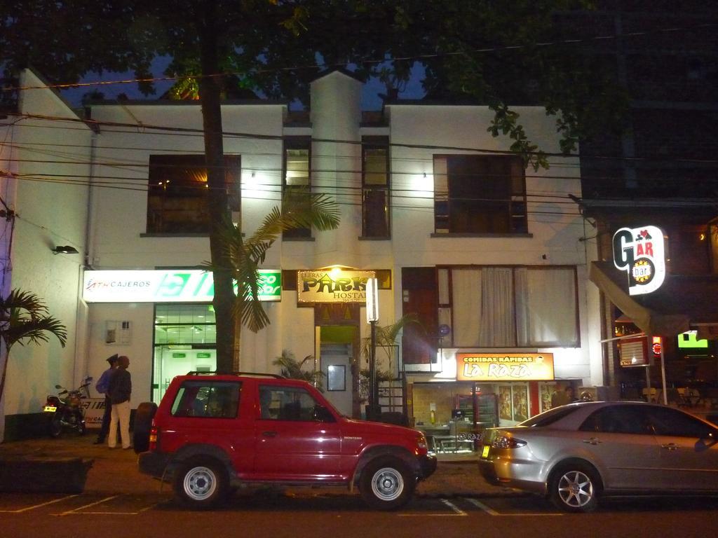 Lleras Park * Medellin
