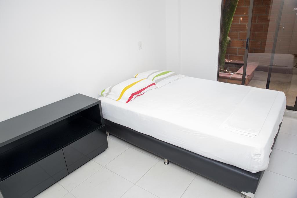 Palmar De Laureles By Nomad Guru Apartamento Medellín