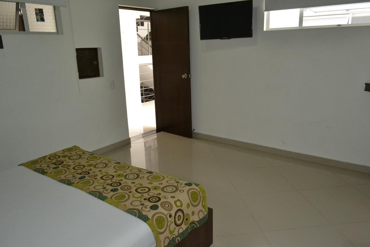 Punto Dos Suites Economy hotel 3*