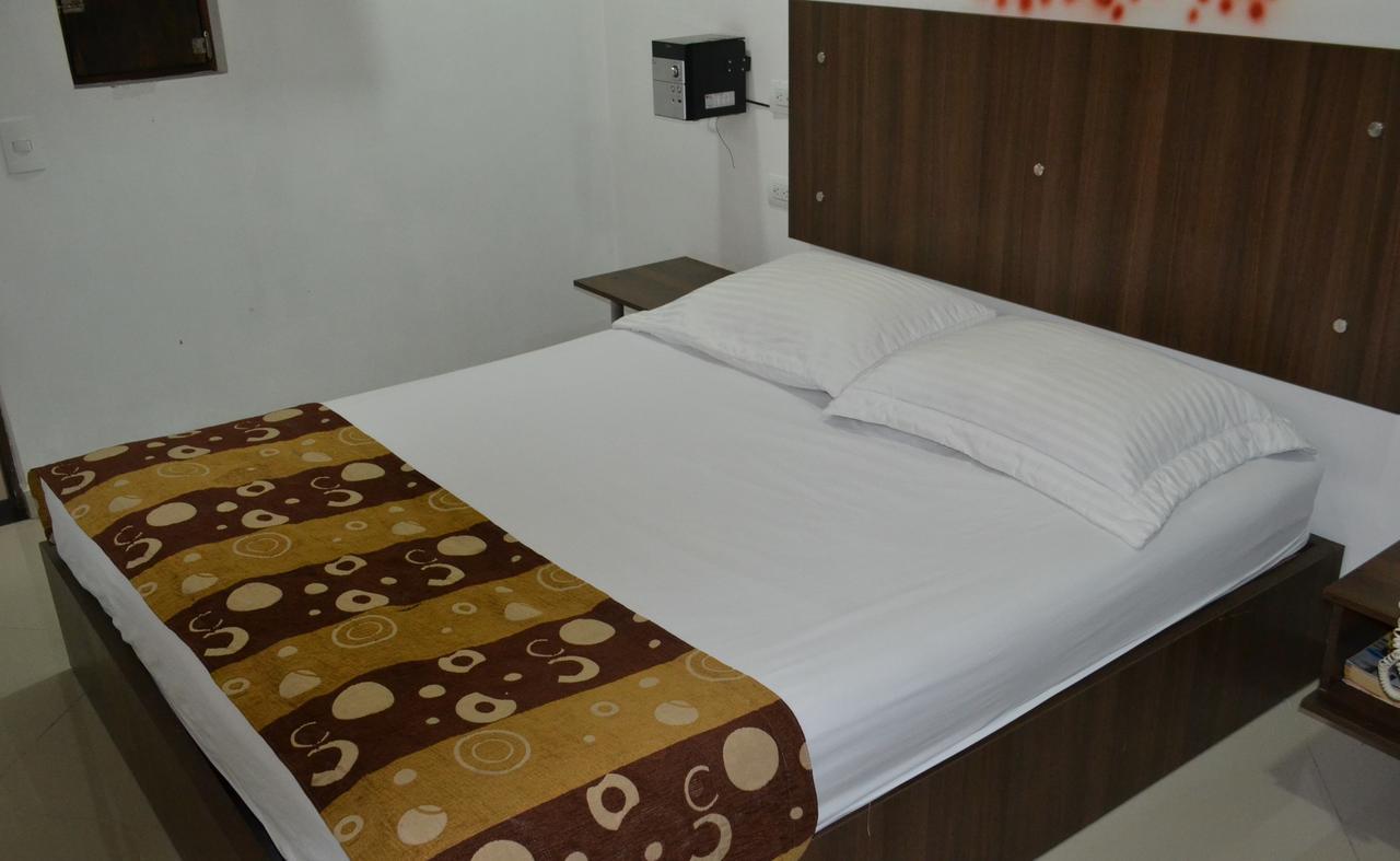 Economy hotel Punto Dos Suites Medellin