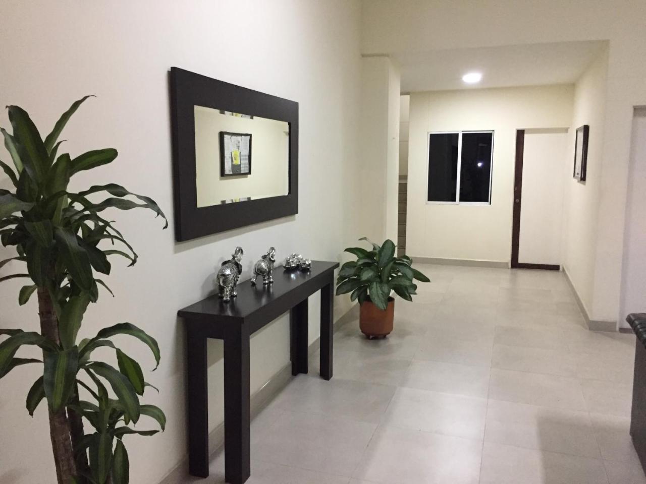 Estadio Laurles Apartmento De 2 Alcobas Parquedero Porteria Apartment Medellin