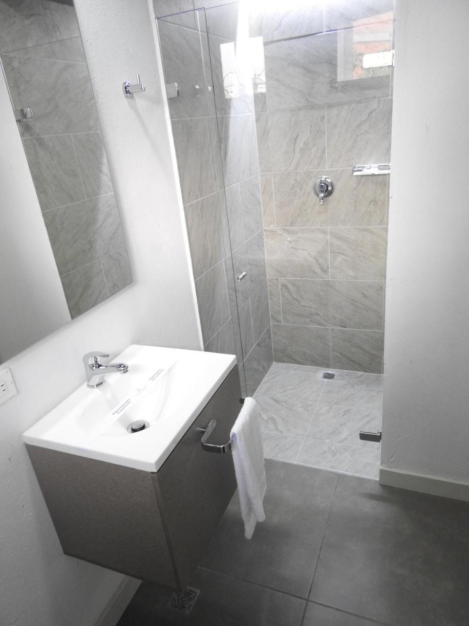 Mediterraneo Express Aparthotel Medellin