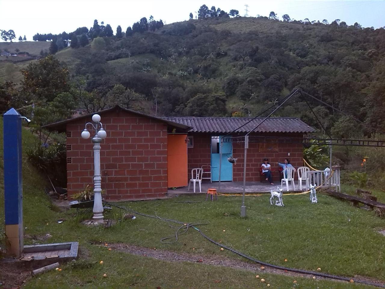 Casa Finca Vista Poblado Con Piscina Medellin