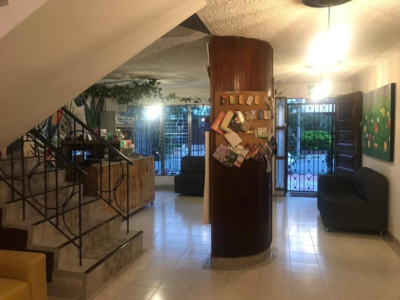Hostal Casa Paraiso *