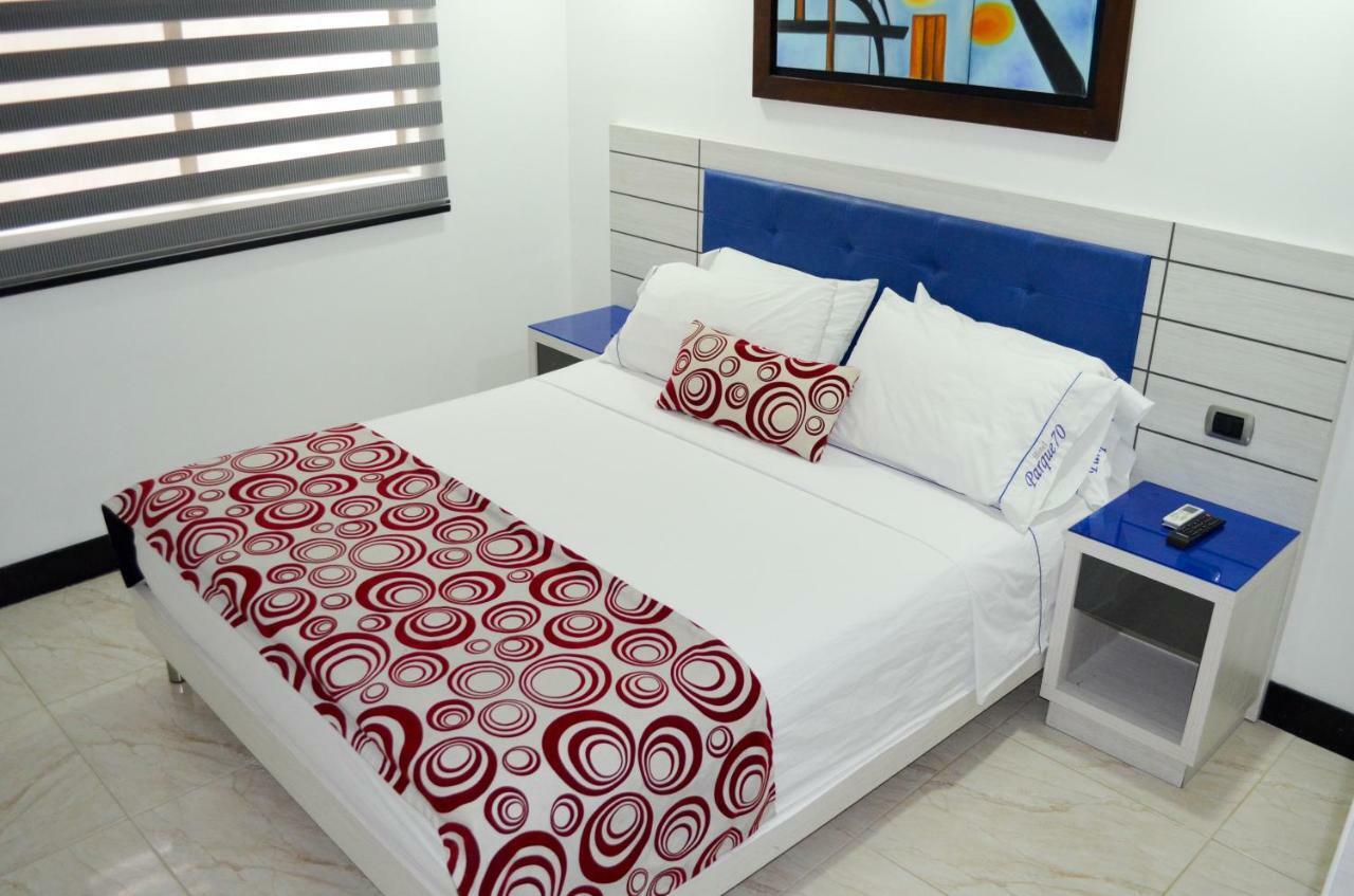 Hotel Parque 70 4*