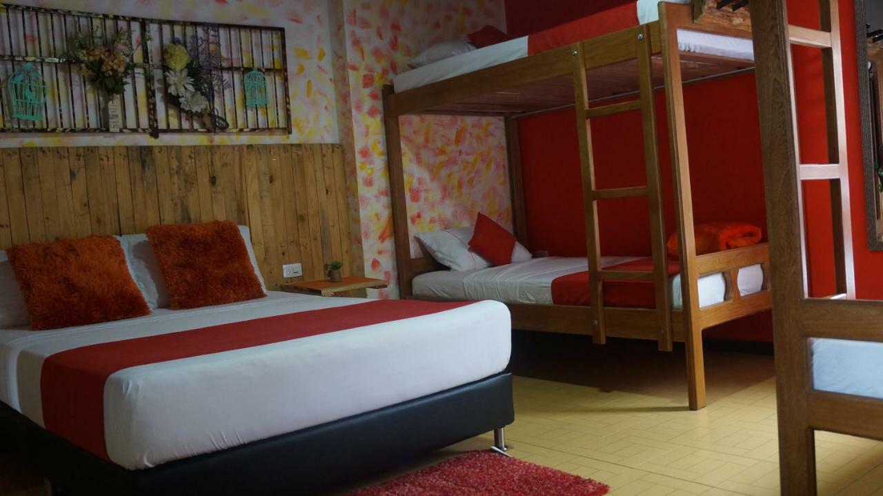 El Jardin De La 10 Guest house Medellin