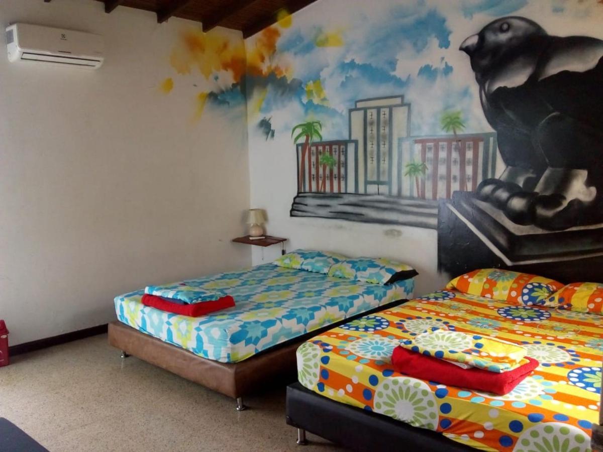 Hostel Paisa City Party *