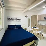 Spacious Belen Studio 300Mb Fast Wifi Walkable