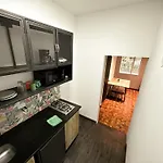 Apartaestudio Amueblado En Poblado Frn106 By Roots Rentals